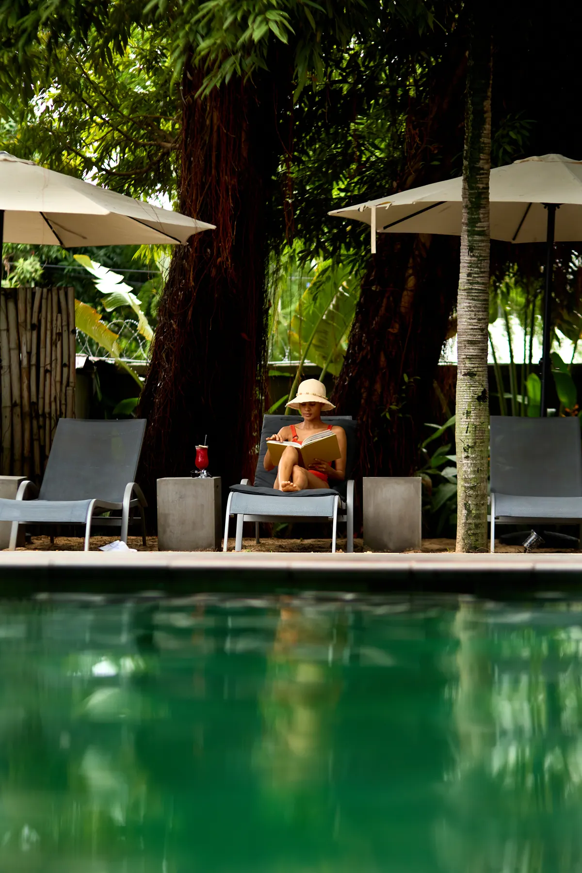 Green poolside gardens at Nordic Hotel Lagos